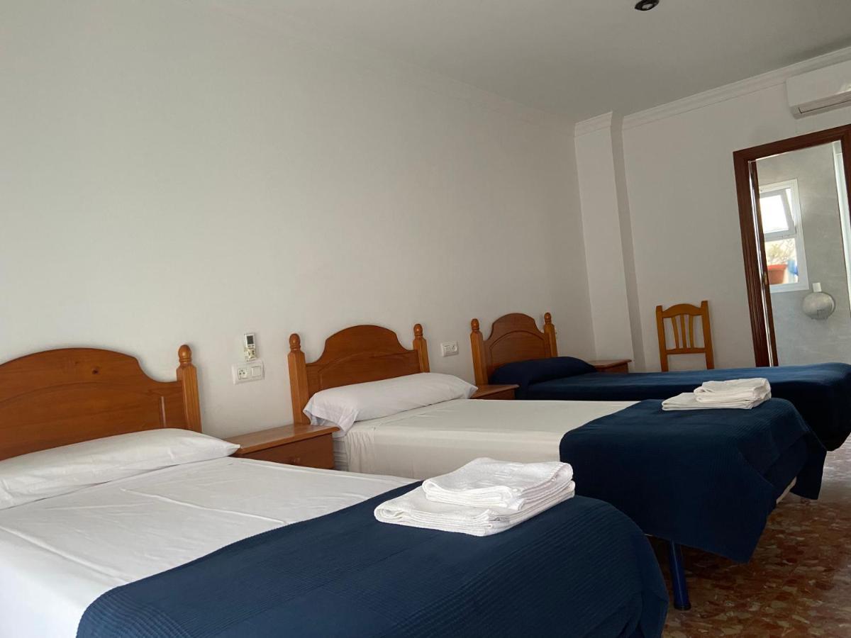 Hostal Magana Malaga Exterior photo
