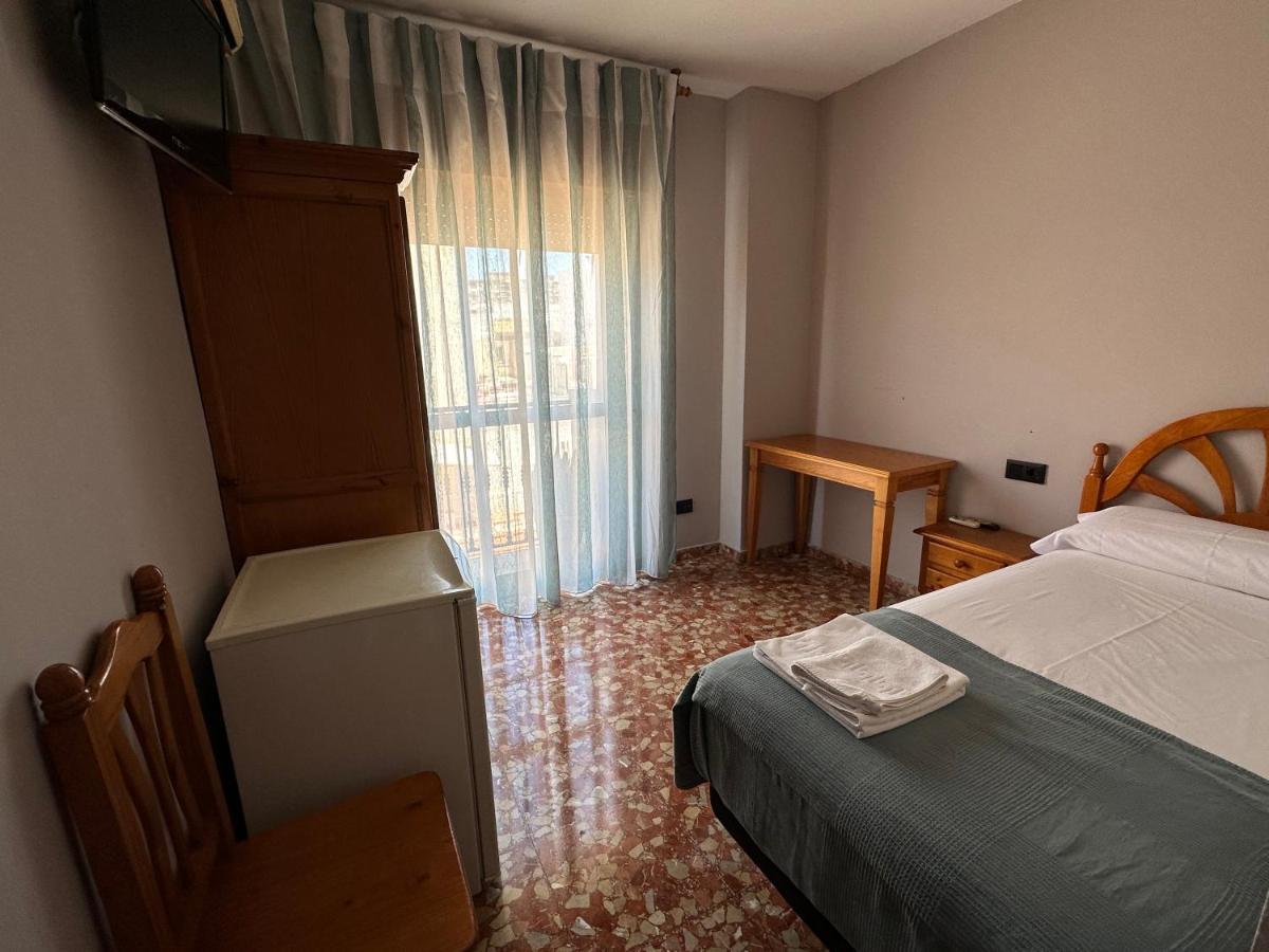 Hostal Magana Malaga Exterior photo