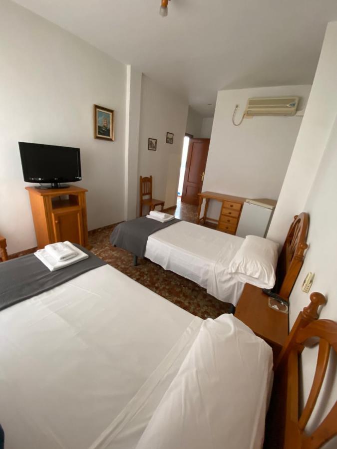 Hostal Magana Malaga Exterior photo