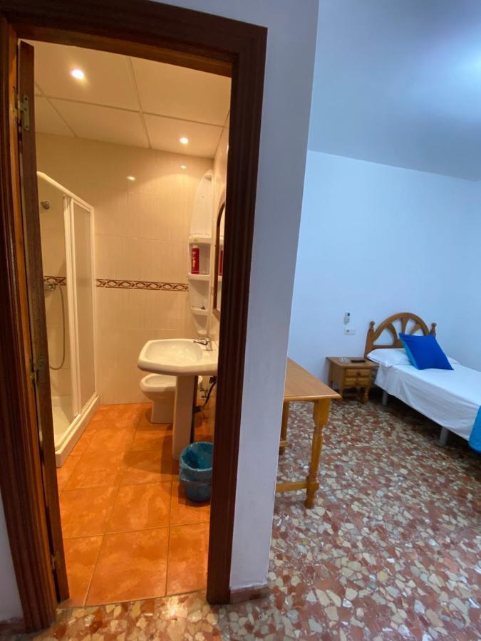 Hostal Magana Malaga Exterior photo