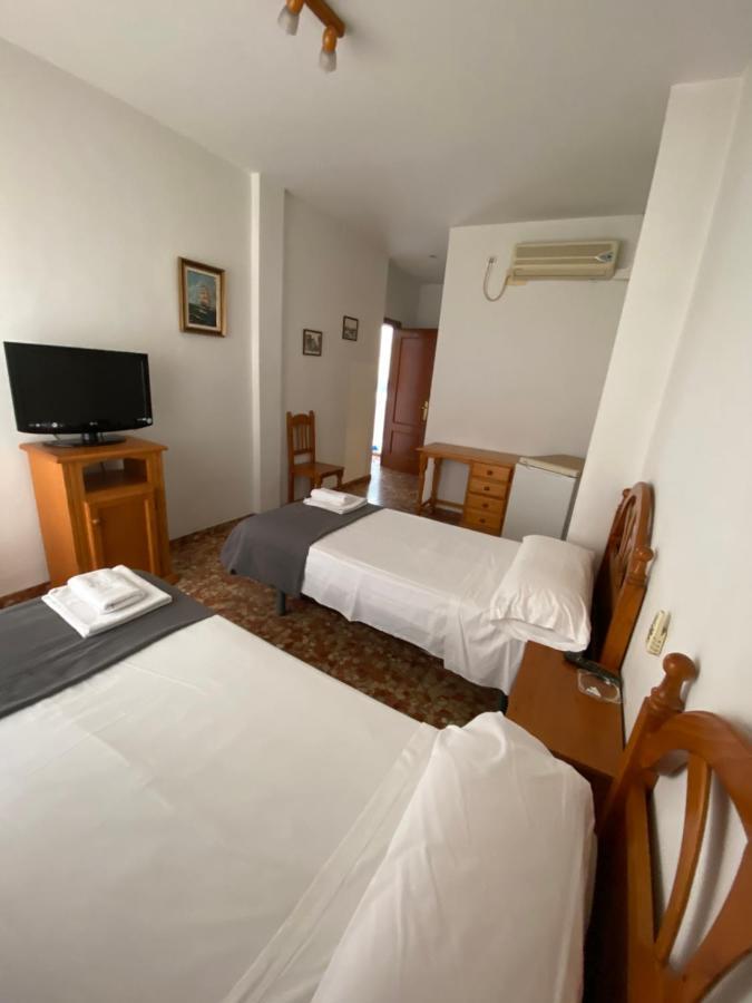 Hostal Magana Malaga Exterior photo